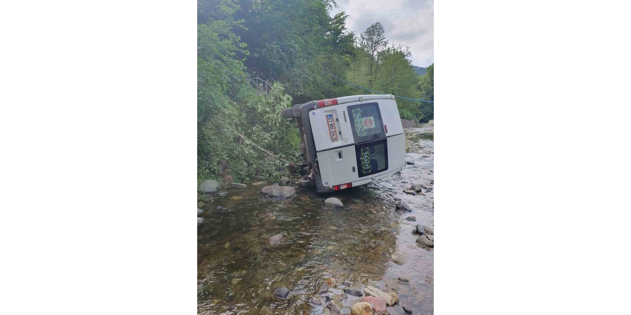 Trabzon’da trafik kazası: 1’i ağır 5 yaralı