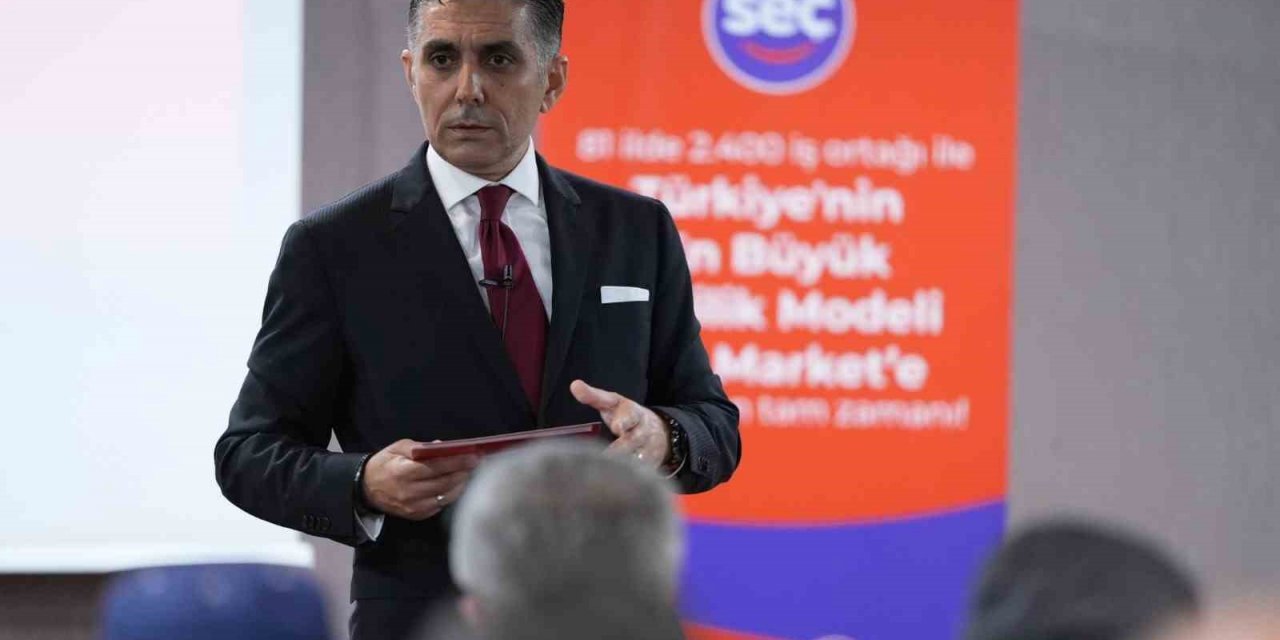 Esnafı güçlendiren iş modeliyle öne çıkan marketler zinciri Trabzon’da esnafla buluştu