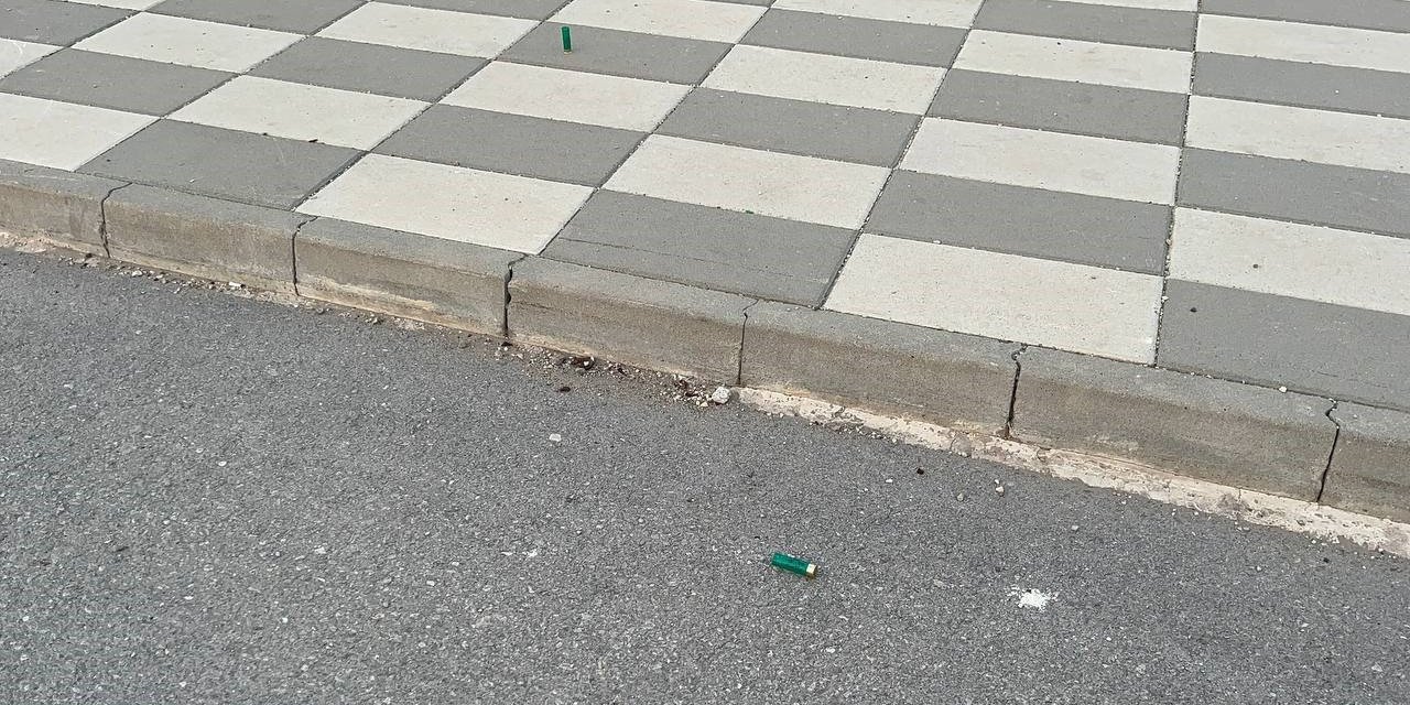 Kilis’te kardeşlerin silahlı kavgasında 2 kadın yaralandı