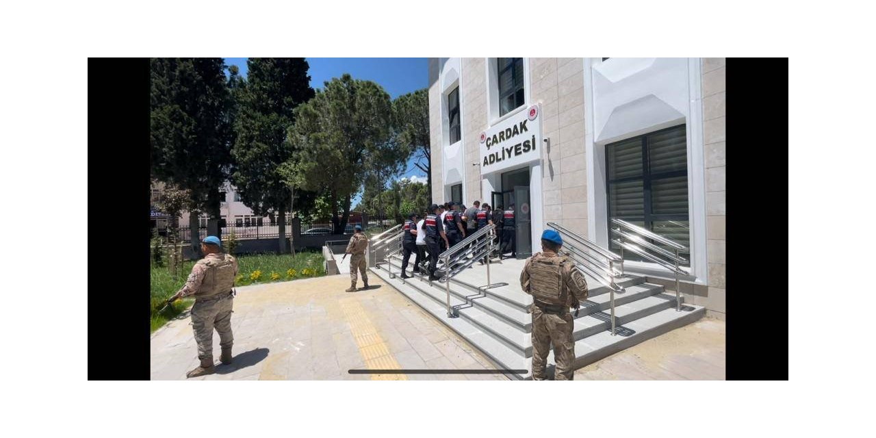 Uyuşturucu operasyonunda yakalanan 14 şüpheli adliyeye sevk edildi