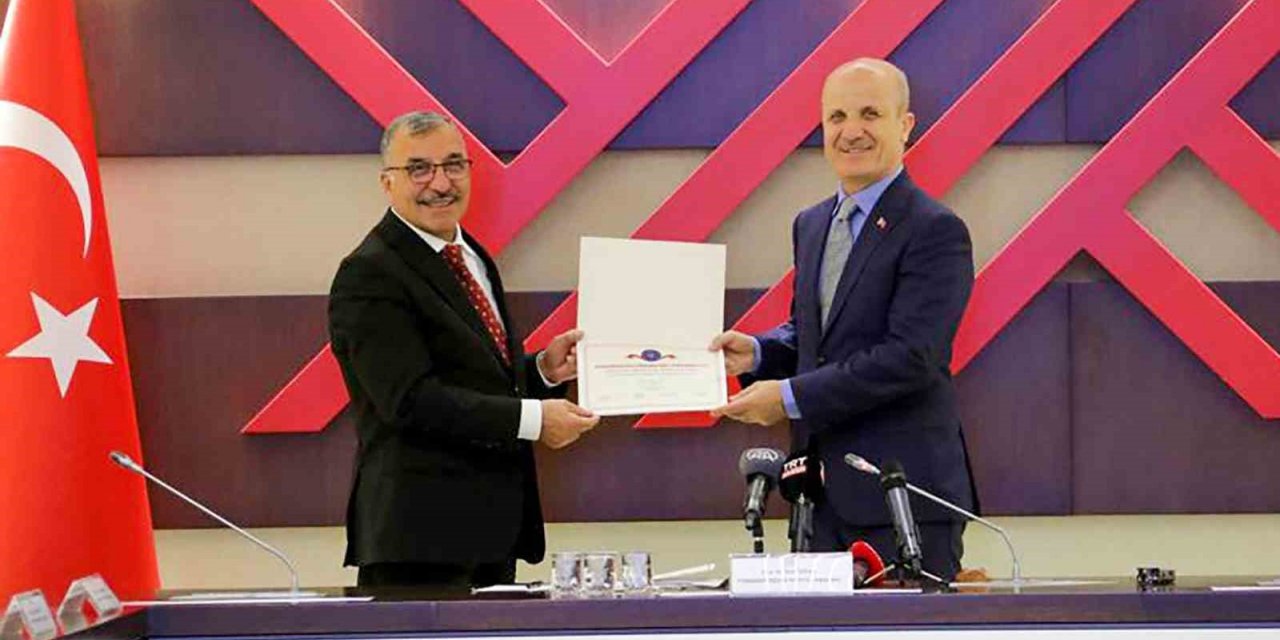 KMÜ, YÖK’ün engelsiz üniversiteler ödül töreninde 7 bayrağın sahibi oldu