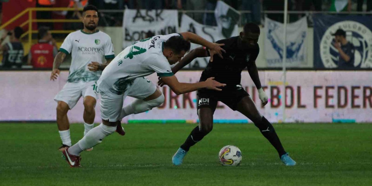 Spor Toto 1. Lig Play-off Finali: Pendikspor: 2 - Bodrumspor: 1 (Maç devam ediyor)