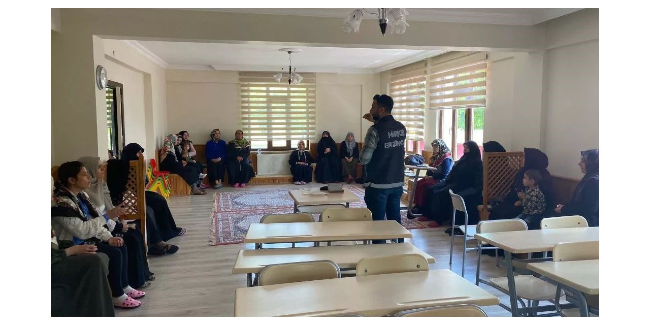 Narkotik polislerinden uyuşturucuyla mücadele eğitimi