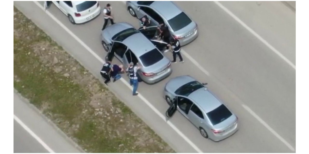 Bursa’da nefes kesen uyuşturucu operasyonu...Havadan ve karadan takiple böyle yakalandı