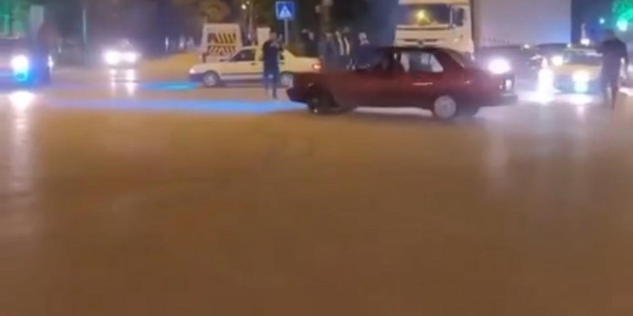 Bursa’daki trafik magandası kamerada... Kimseye aldırış etmeden drift attı