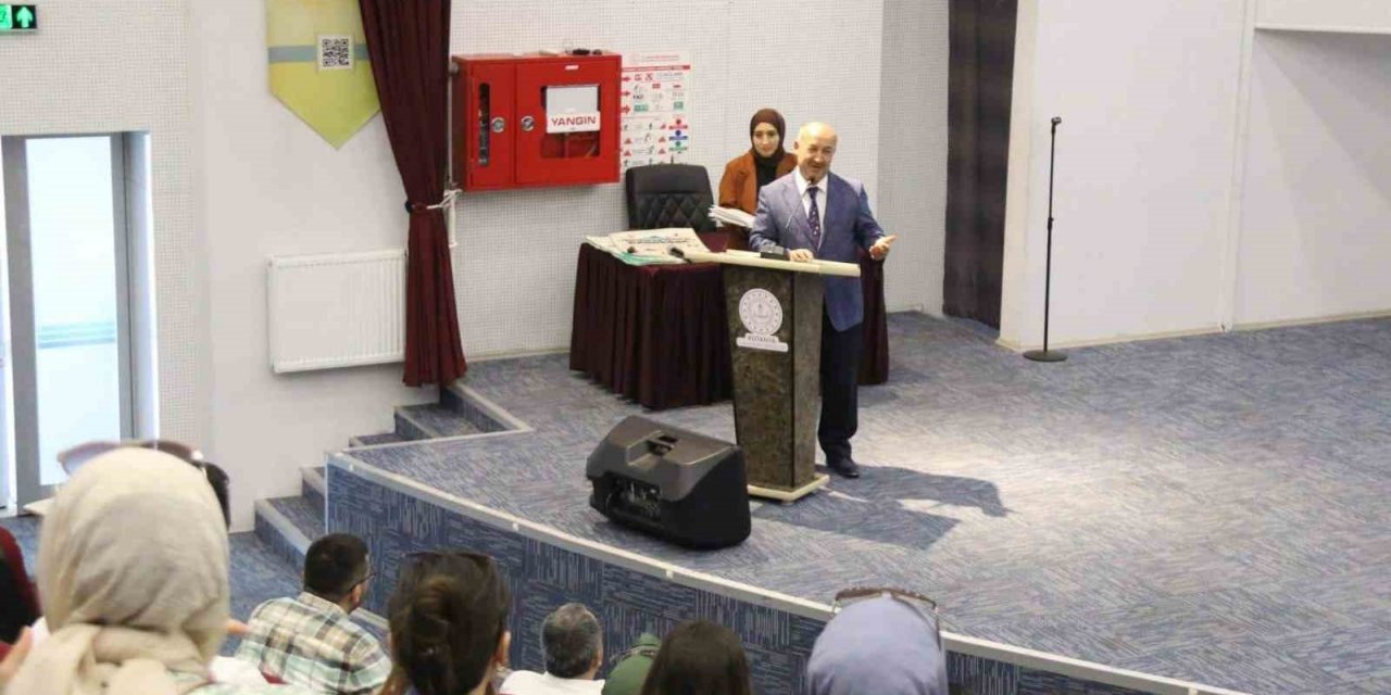 Kütahya’da Psikolojik Danışman ve Rehber Öğretmenler bilgilendirildi