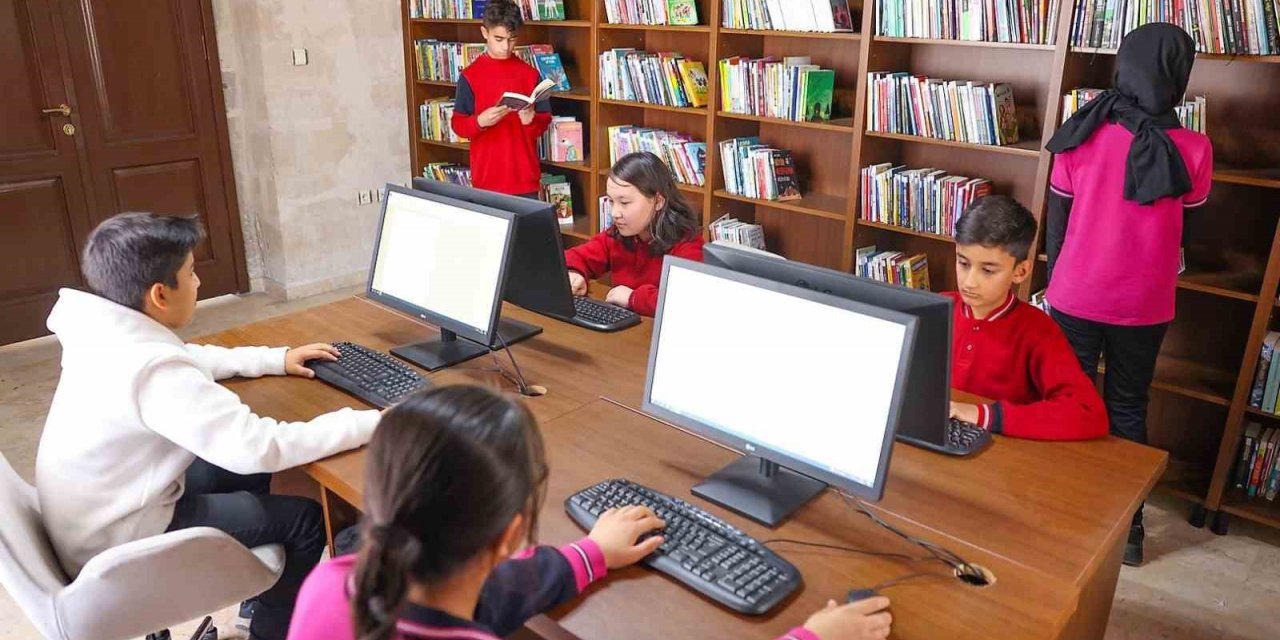 Denizli’deki 740 kütüphanede 941 bin 508 adet kitap bulunuyor