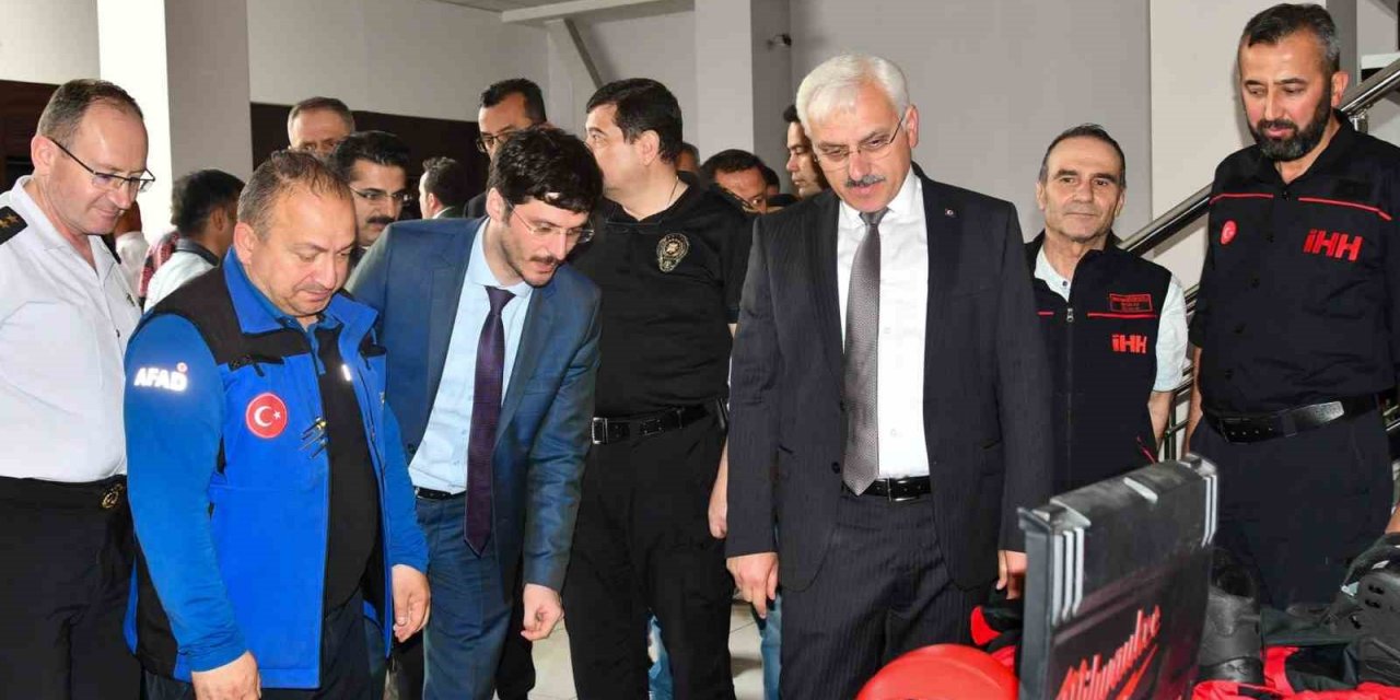 Bolu’da 3 afet derneği kuruldu, derneklere malzeme temini için 3 milyon lira hibe edildi