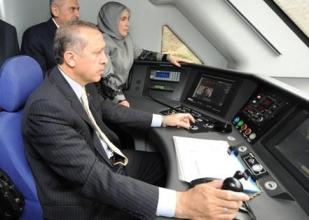 Şeb-i Arus'a hızlı trenle gelmiyor!