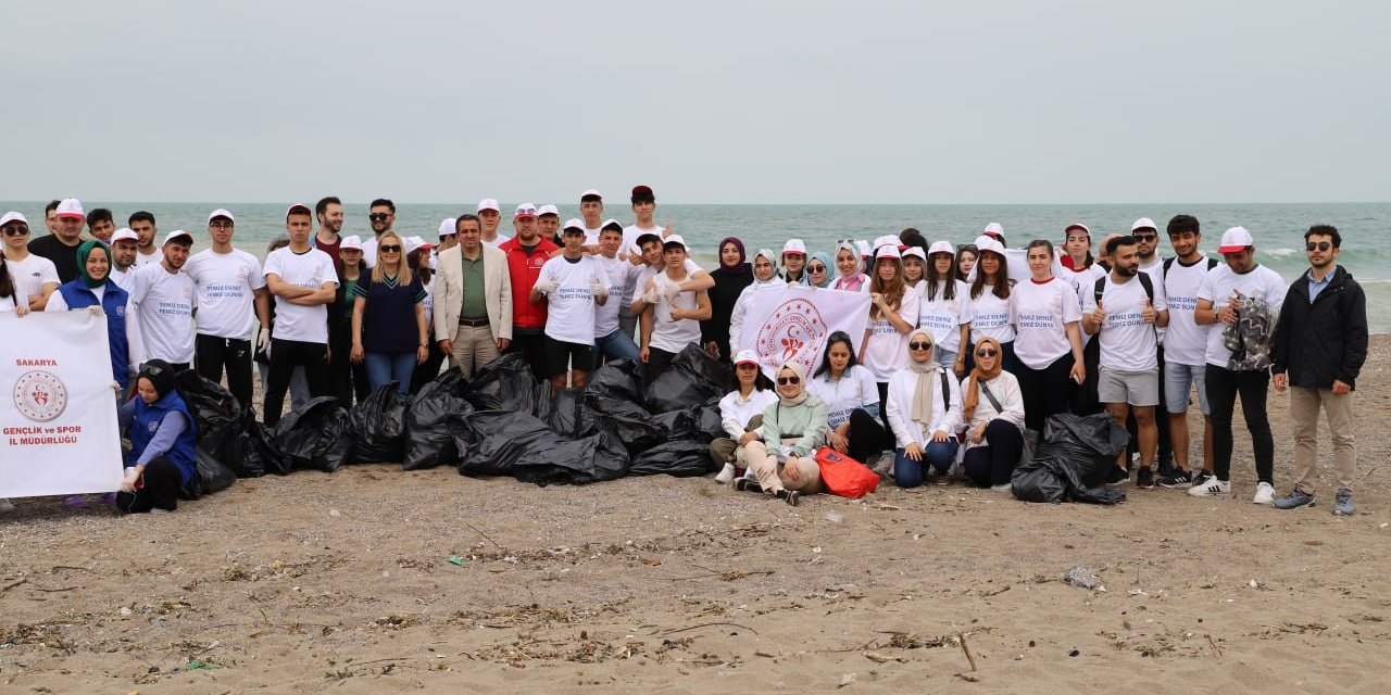Sakarya’nın tatil yerinden çıkan çöpler şaşırttı
