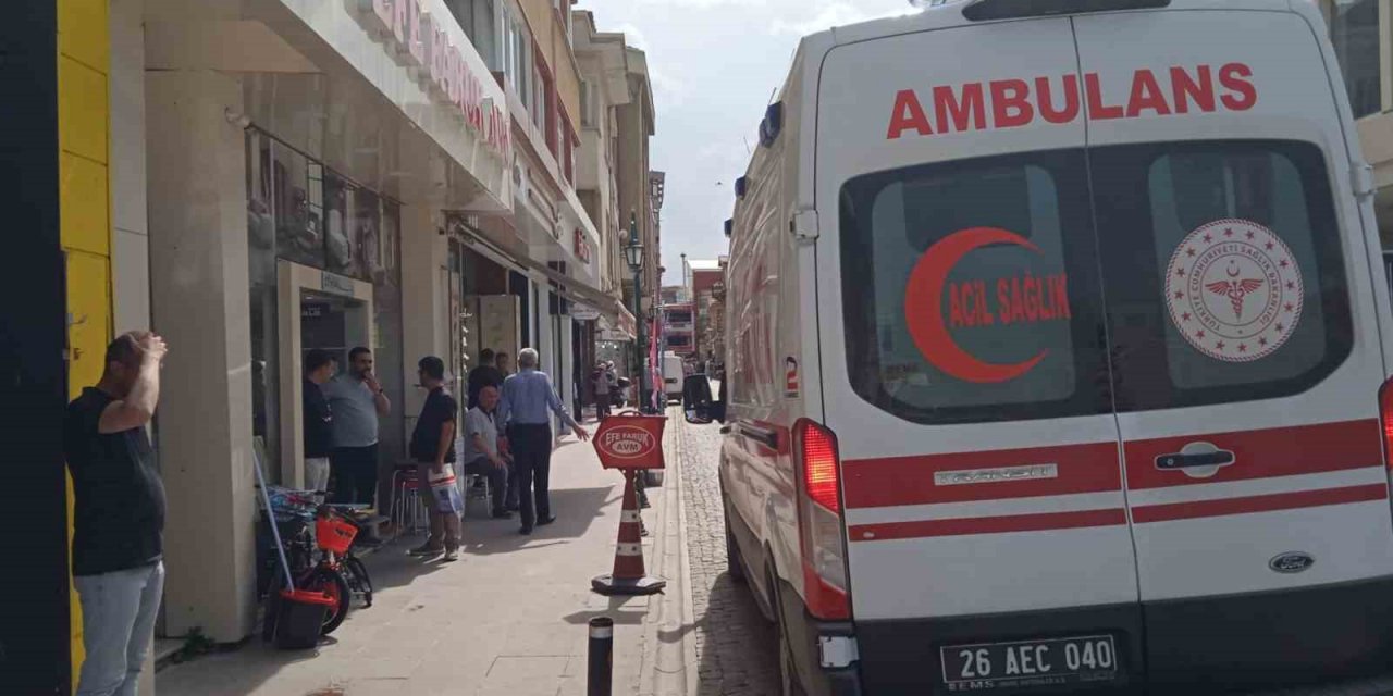 Eskişehir’de camdan düşen 18 aylık çocuk yaralandı
