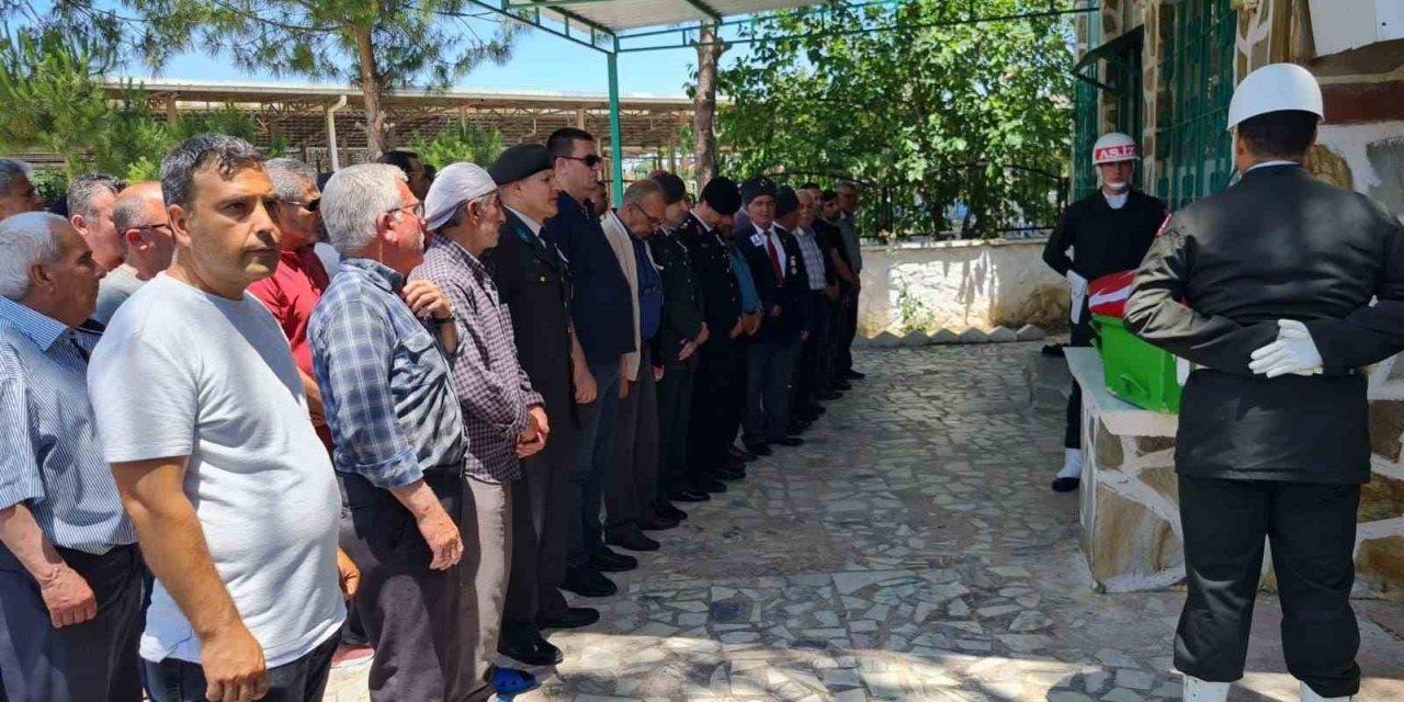 Söke’de Kıbrıs Gazisi son yolculuğuna uğurlandı