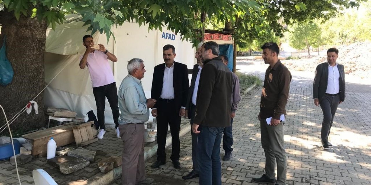 Gürsu Belediyesi teknik ekibi deprem bölgesinde