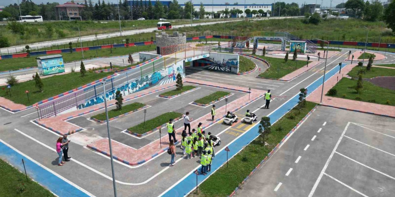 Bu parkurda 1 yılda 3 bin 800 öğrenciye eğitim verildi