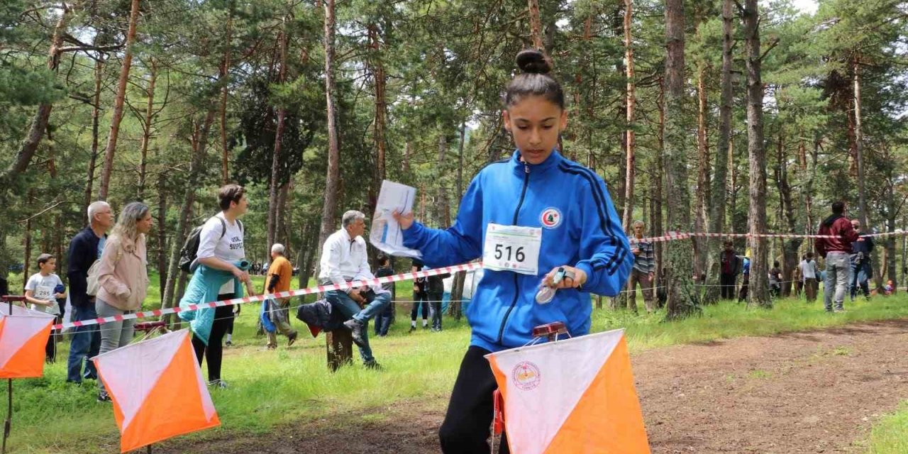Oryantiring U-14 Türkiye Şampiyonası Amasya’da başladı