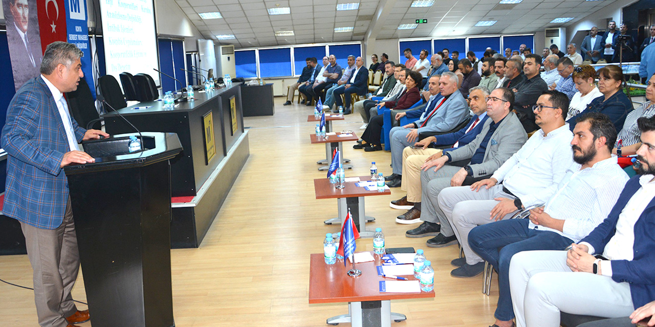 Konya SMMMO Bilgilendirme Seminerleri sürüyor