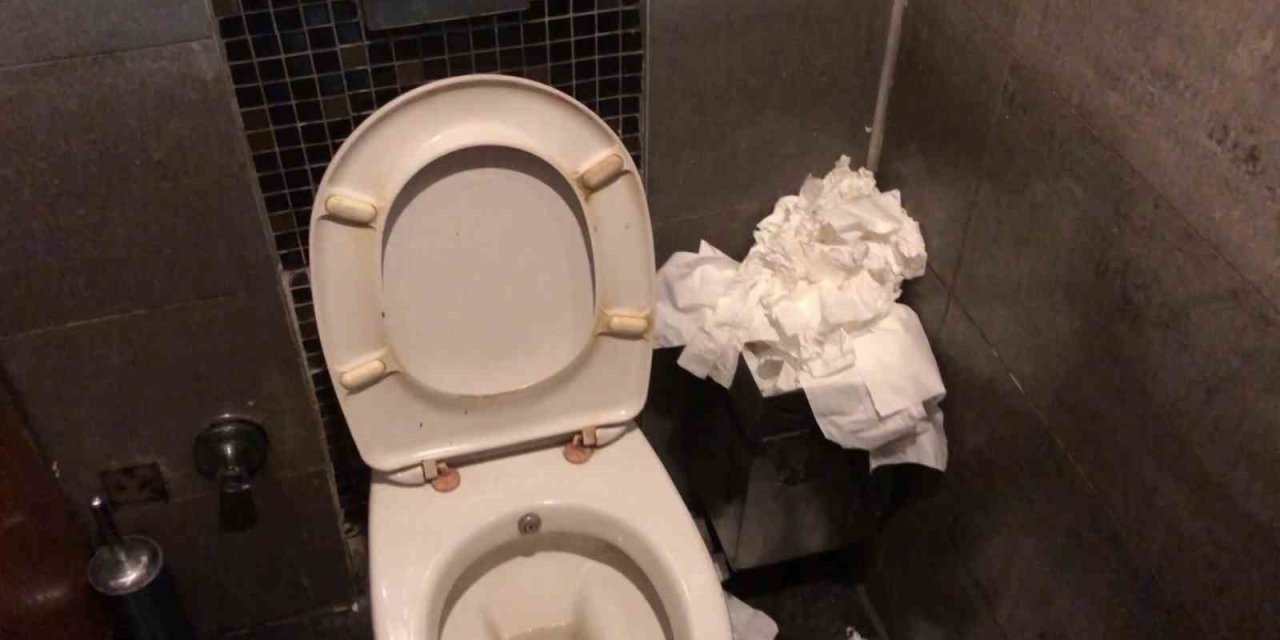 Sabiha Gökçen Havalimanı kasaba meydanı gibi hizmet veriyor