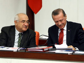 Erdoğan'ı dakikalarca güldüren not