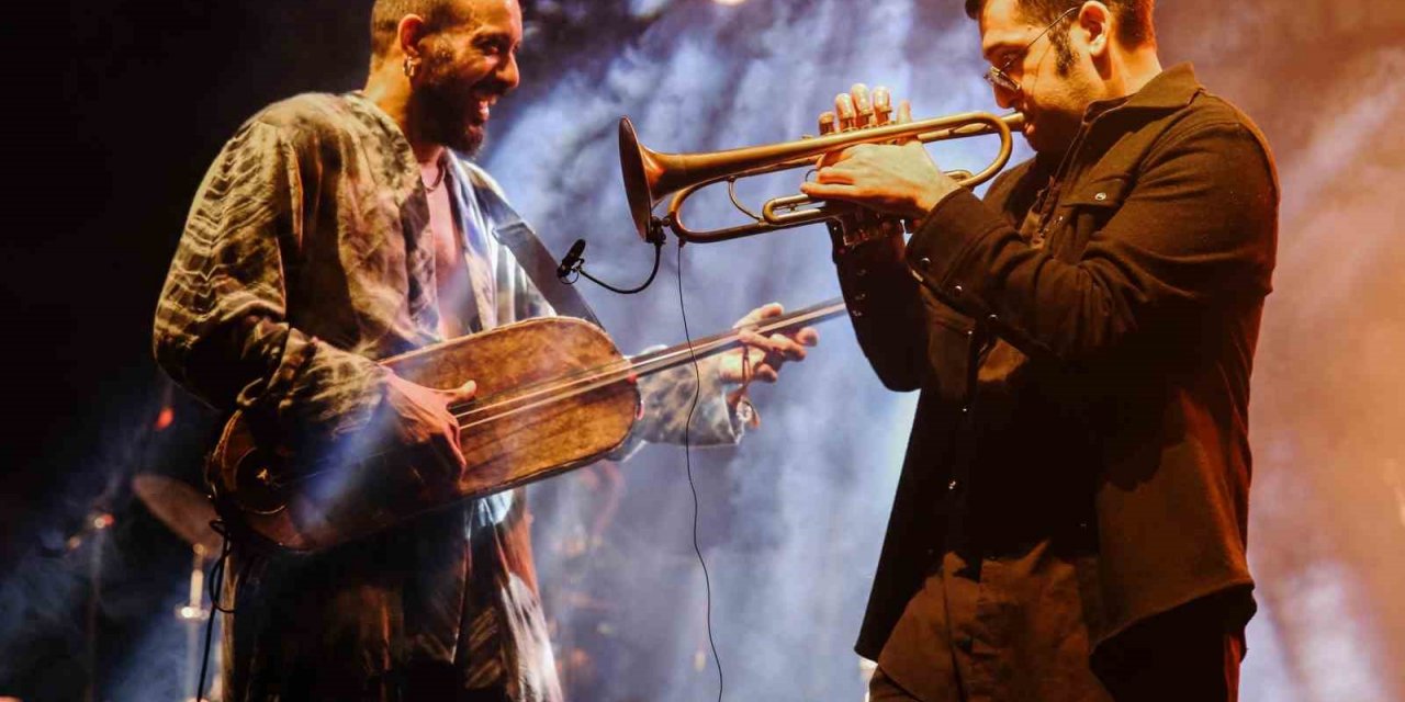 Mert Pekduraner ve Yemen Blues caz tutkunlarını büyüledi