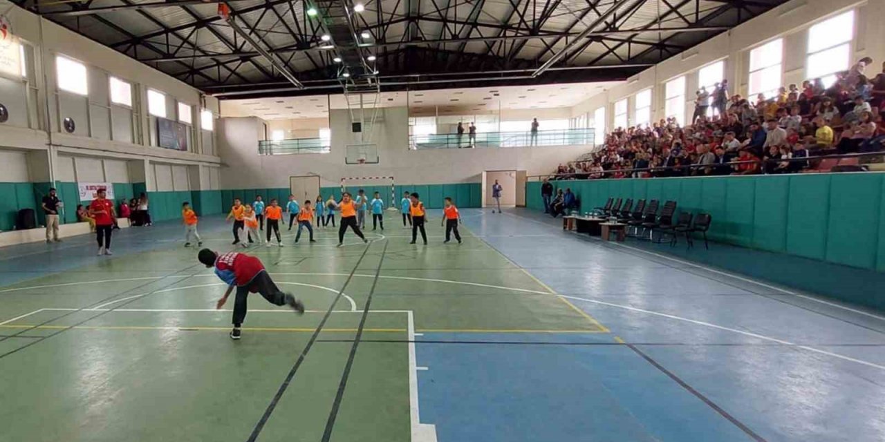 Unutulan çocuk oyunları Kırşehir’de yeniden hayat buluyor