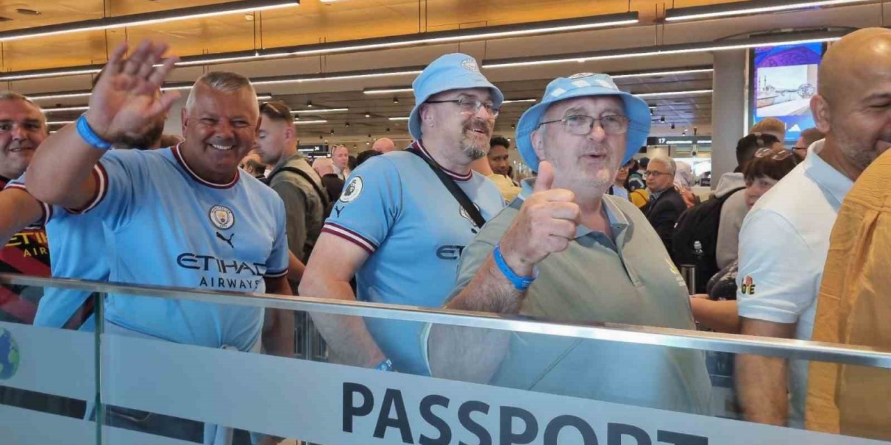 İstanbul Havalimanı’nda Şampiyonlar Ligi yoğunluğu: Yüzlerce taraftar final için İstanbul’da