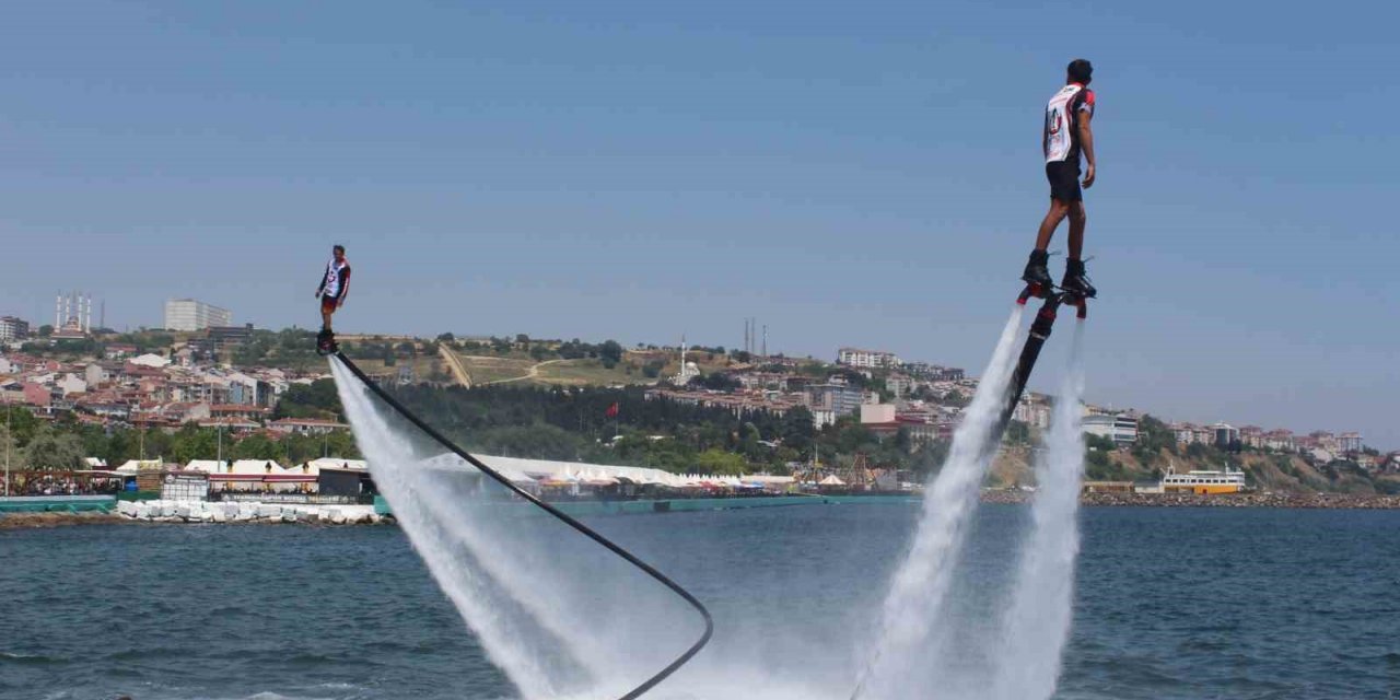 Marmara Denizi’nde muhteşem dans