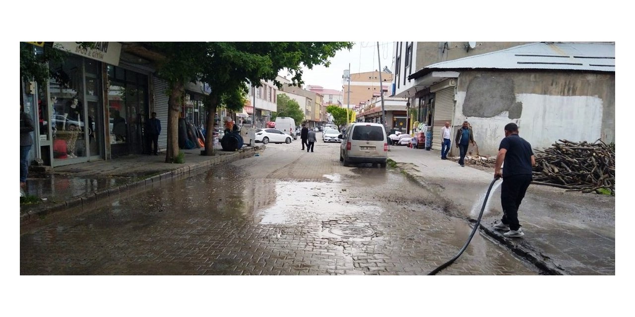 Bulanık Belediyesi’nden bahar temizliği