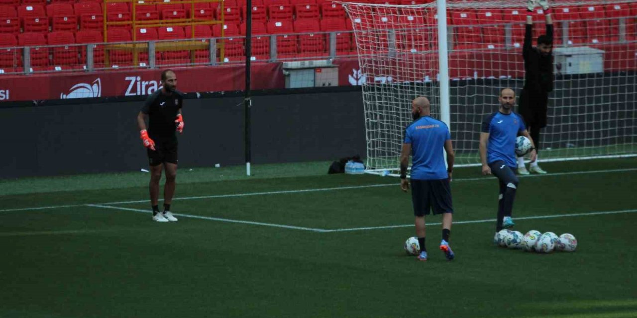 Başakşehir, Fenerbahçe maçı hazırlıklarını tamamladı