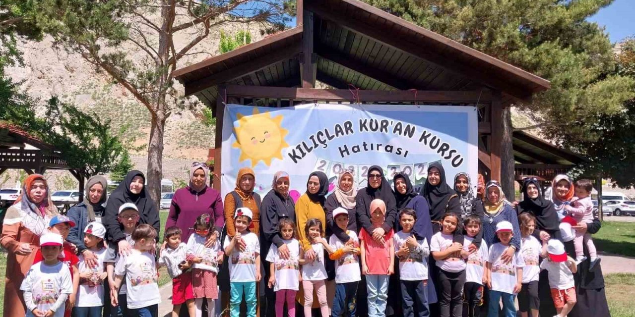 Minikler gönüllerince eğlendi