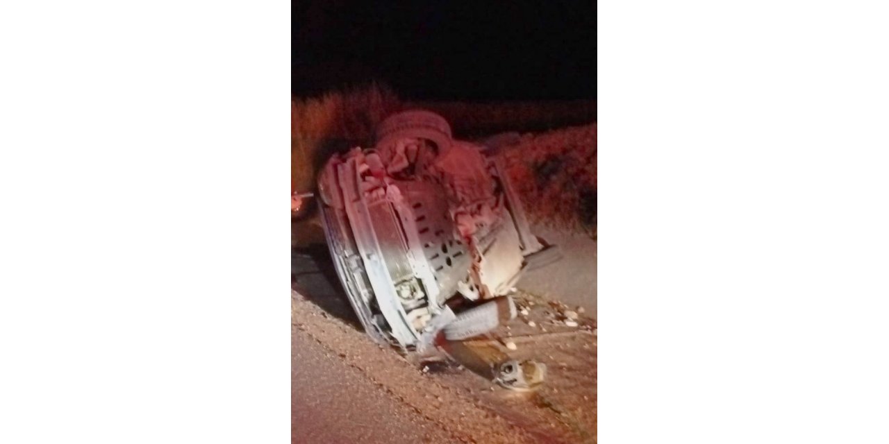 Kadın polis memurları kaza yaptı: 3 yaralı