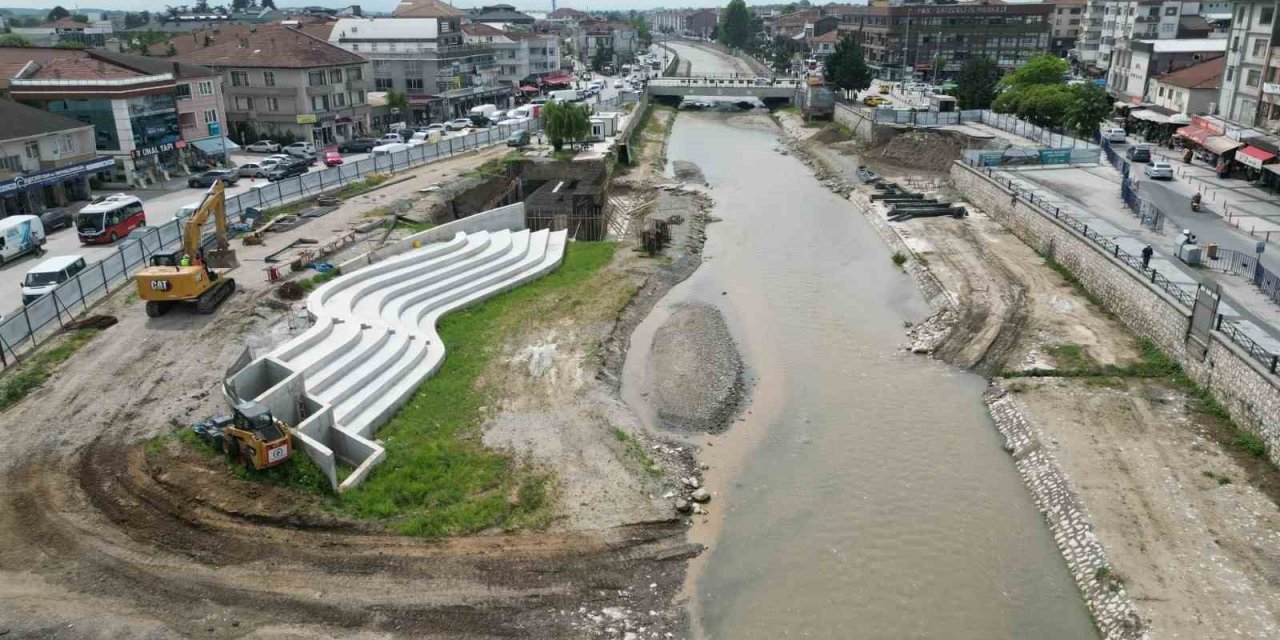 Yüzlerce yıl ayakta kalacak bir eser ortaya çıkıyor