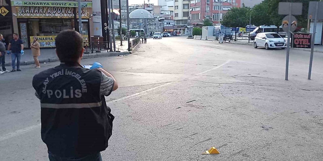 Sokakta silahlı saldırıya uğrayan şahıs ağır yaralandı
