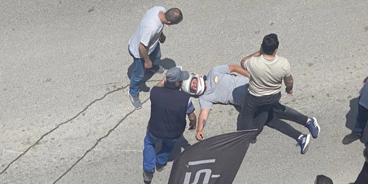 Bursa’da otomobil ile çarpışan motosiklet sürücüsü yaralandı