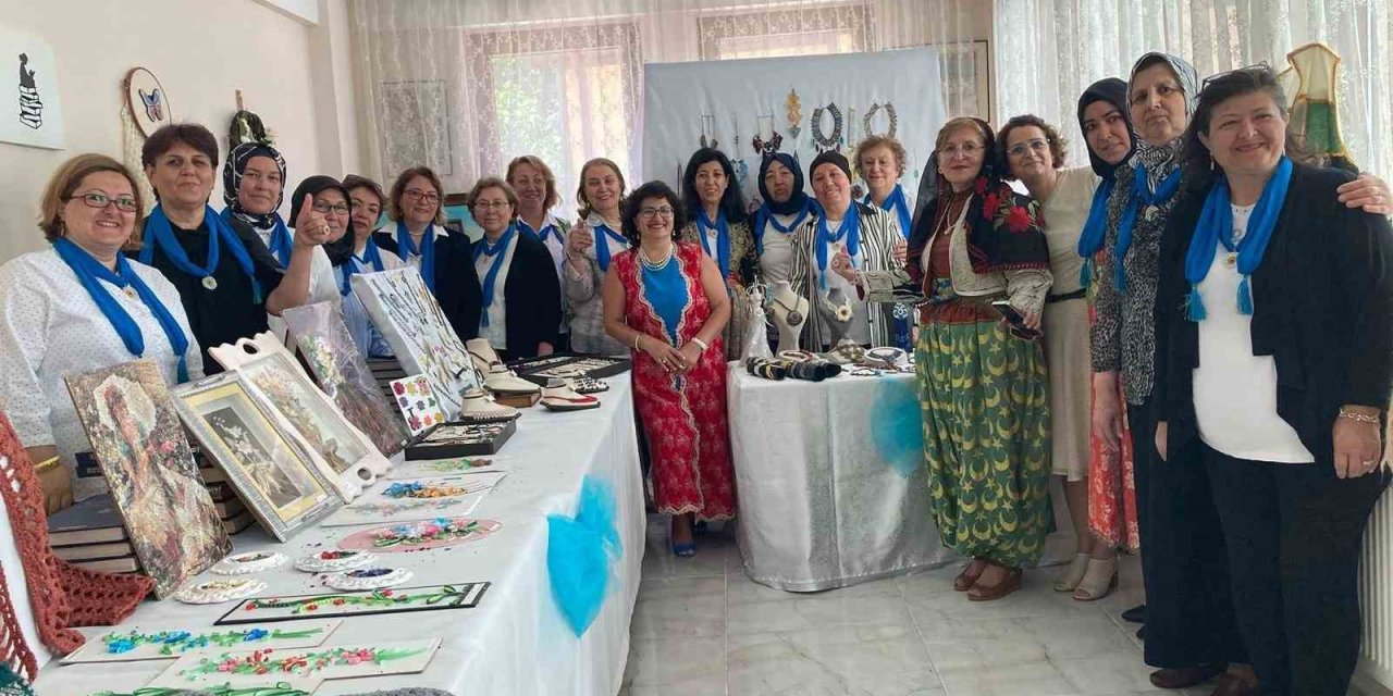Sivrihisarlı kadınlarda yıl sonu sergisi