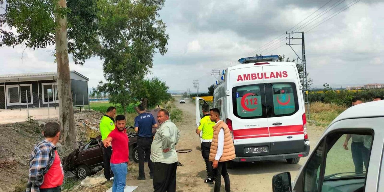 Kontrolden çıkan otomobil sulama kanalına uçtu: 2 yaralı