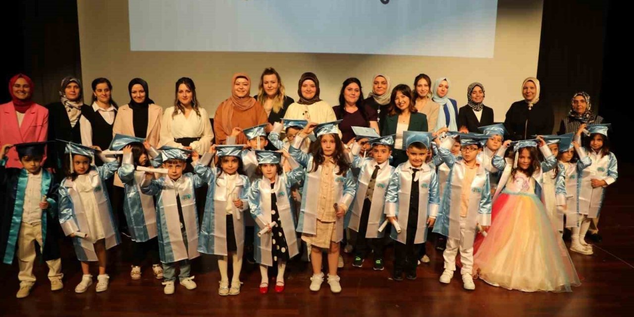 Yozgat Belediyesi Gündüz Bakımevi ve Kreşi ilk mezunlarını verdi
