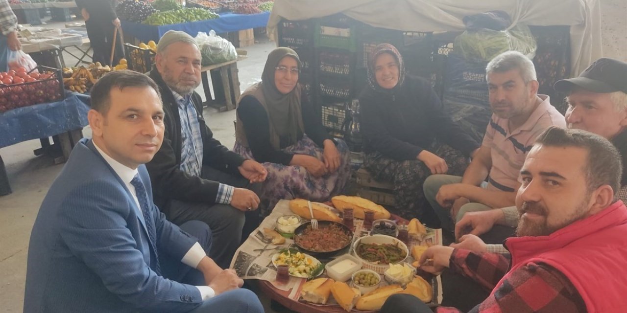 Kaymakam Sülün pazarcı esnafının davetini geri çevirmedi