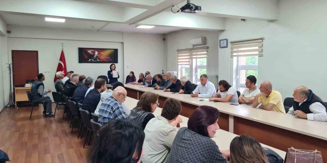 Alaplı’da derneklere bilgilendirme toplantısı düzenlendi