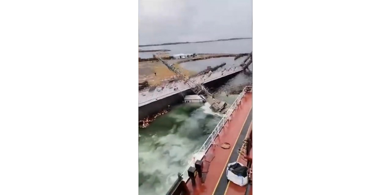 Tuzla tersanesinde korkutan anlar: Gemi havuzu battı