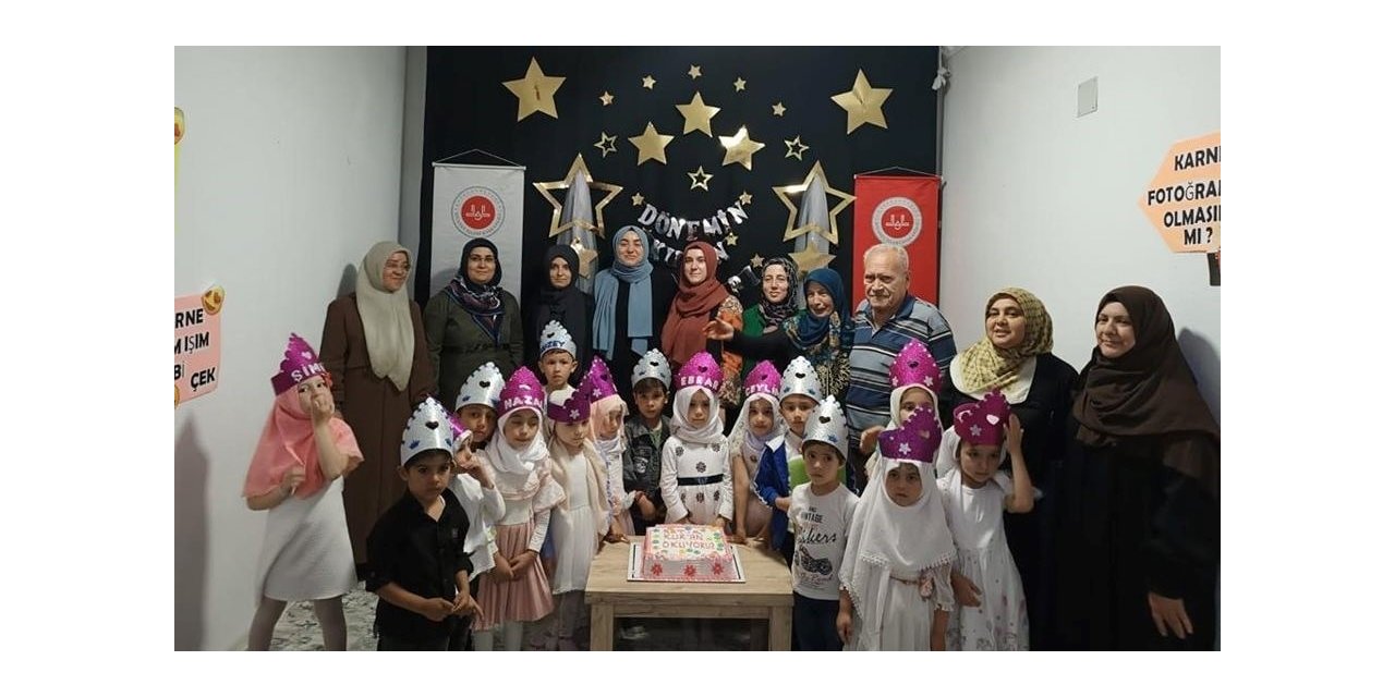 Simav’da 4-6 Yaş Kur’an Kursu öğrencilerinin karne heyecanı