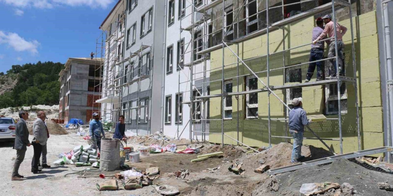 Müdür Başyiğit, 2023 yılı eğitim yatırımlarını yerinde inceledi