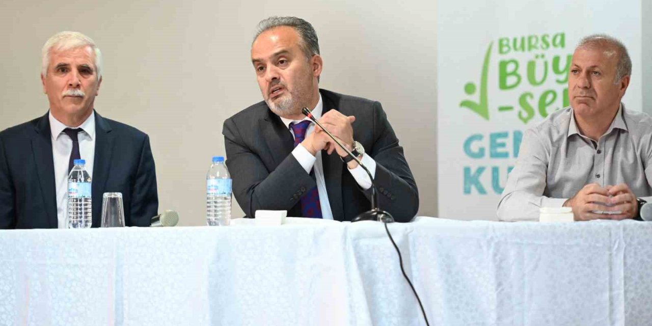 Gelecek gençlerle şekillenecek