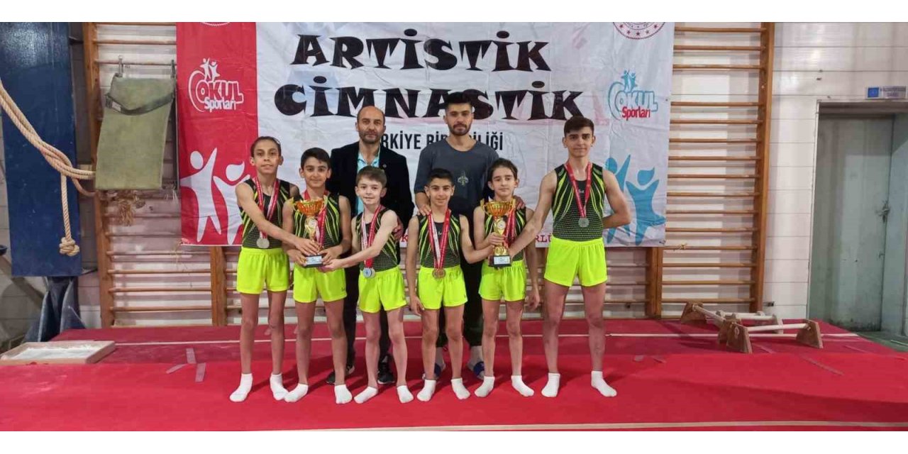 Kayserili cimnastiklerden büyük başarı