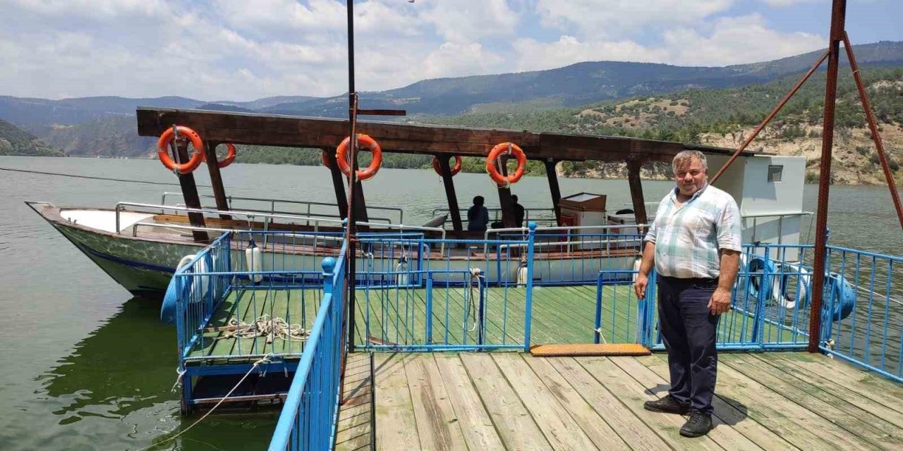 Tekne turlarına yağmur engeli