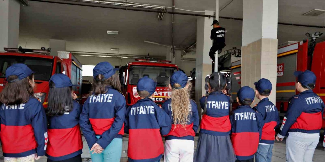 Nevşehir İtfaiyesi’nden öğrencilere teorik ve uygulamalı eğitim