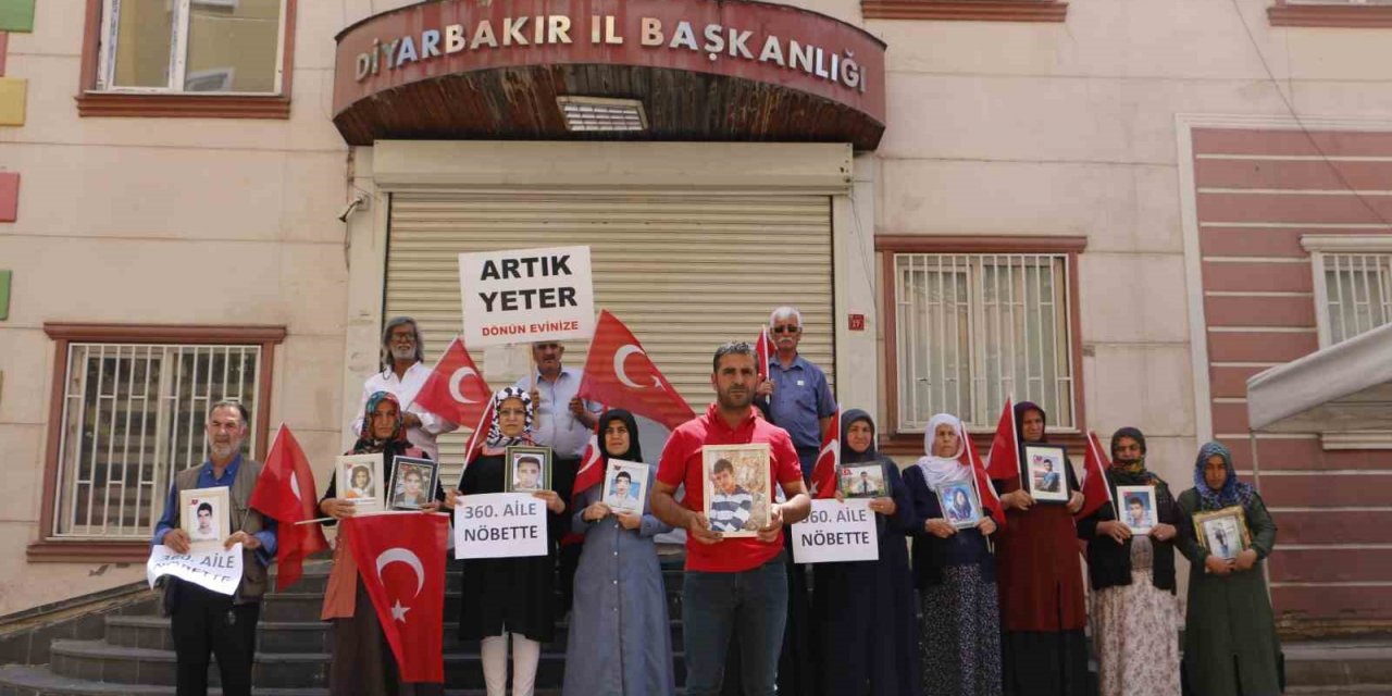 HDP önündeki evlat direnişindeki aile sayısı 360 oldu