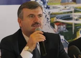 Akyürek gazetecilerin bayramını kutladı