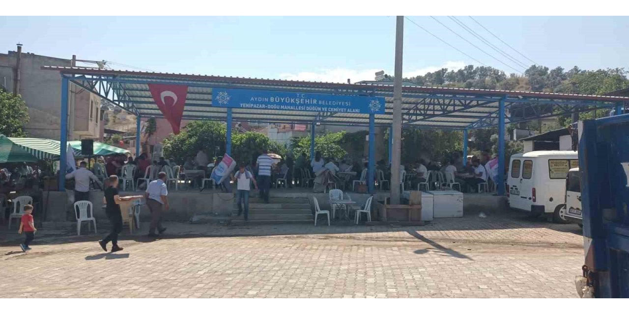 Aydın Büyükşehir Belediyesi Yenipazar’da cemiyet alanı açtı