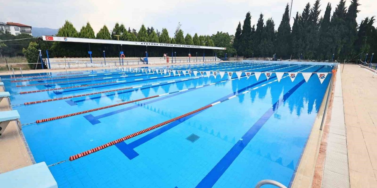 Atatürk Yüzme Havuzu yaz dönemine hazırlanıyor