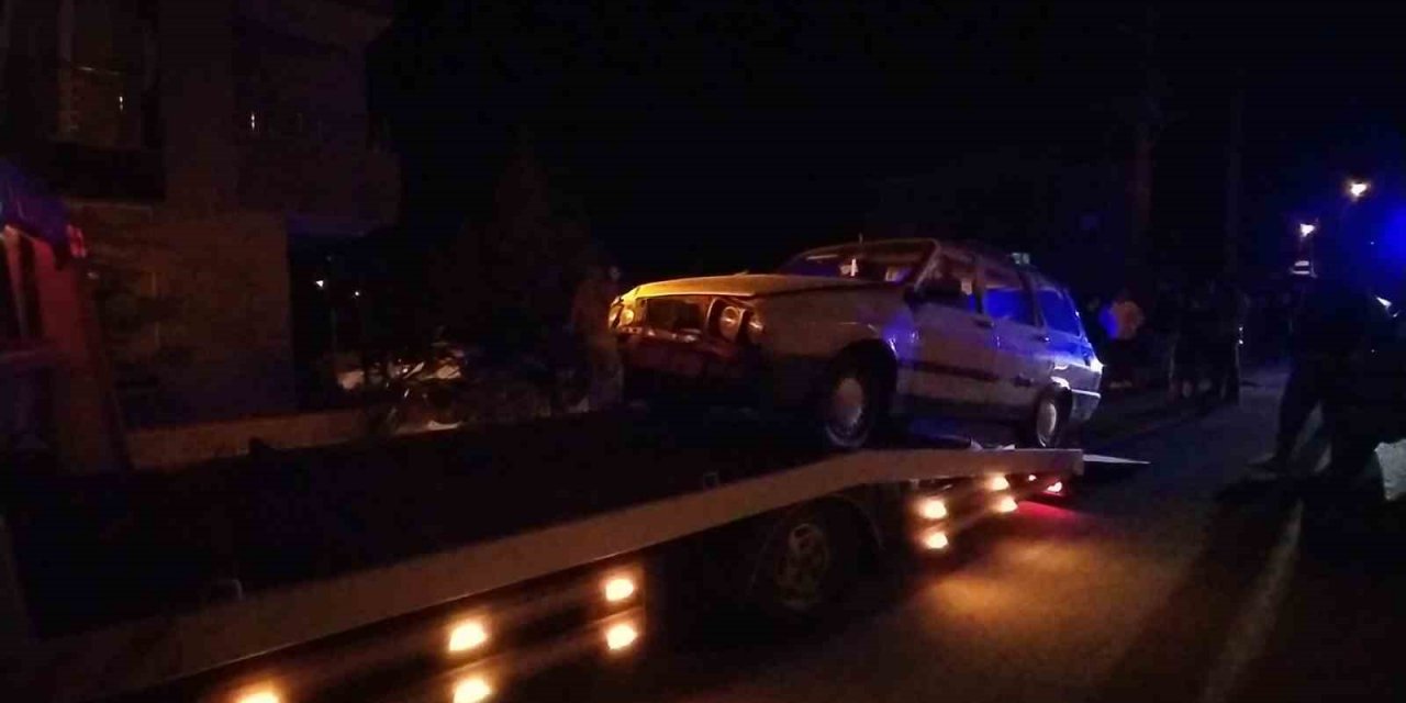 Çorum’da iki otomobil çarpıştı: 1 yaralı